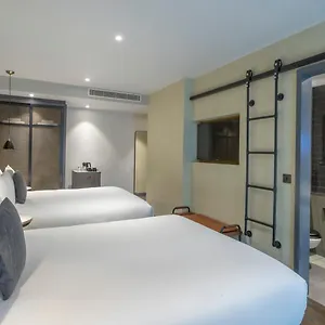 Otel Clayton Of