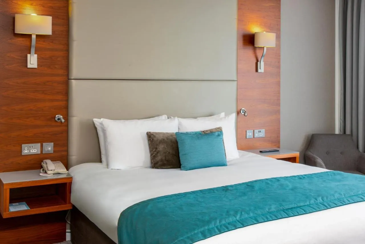 Hotel Crowne Plaza London - Docklands By Ihg 4*,